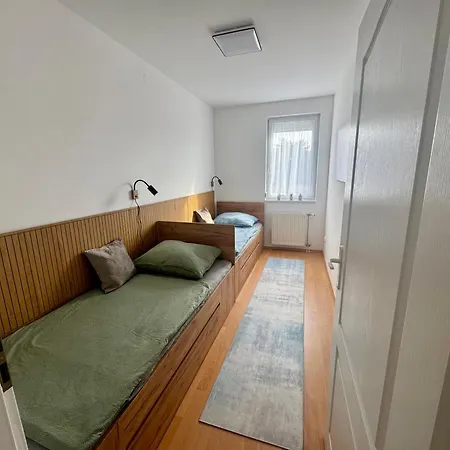 B73 Apartamento *